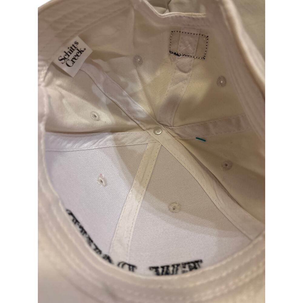 Schlitts Creek hat - Picture 4 of 5